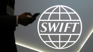 SWIFT-те доллар 52%, юань 3,26%: Қазақстан қай контурда жүр?Не болып жатыр?