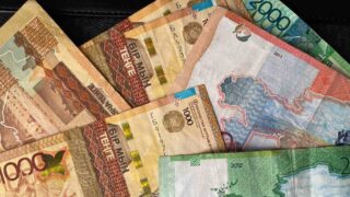 Тоғжан Қожалы әлеуметтік төлемге қатысты саясатқа «ликбез» керек екенін айтып, Олжас Бектеновты қолдады  