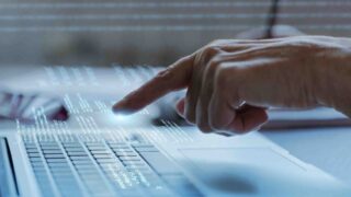 «Алтын визамыздың құны 300 мың доллар: Ол шетелдіктерге елемізде 10 жыл тұруға рұхсат береді