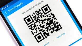 БІРЫҢҒАЙ QR: БІР АЙДА НЕ ӨЗГЕРДІ ЖӘНЕ НЕ КЕДЕРГІ?