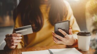 Күмәнді мобиьлді аударымдар тетігі де қармаққа ілінді