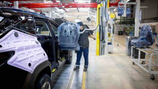 Қазақстанда салынатын  екі жаңа автозауыт автомобиль хабына айналады деген үмітті шындыққа жақындатты