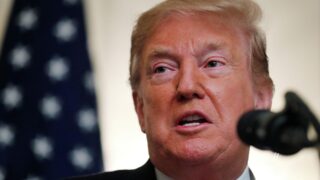 Трамп Қазақстанға қарсы баж салығын енгізді