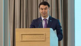 Алматының жаңа әкімі бордюр ауыстыра беруді құп көрмейді екен