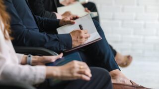 Әлеуметтік-кәсіпкерлік корпорациялараймақтардағы әкімдердің жеке банктері ме?