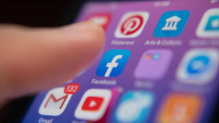 Қазақстан әлеуметтік желілердегі бақылауды күшейту үшін бірнеше заңға өзгерістер енгізуге кірісті