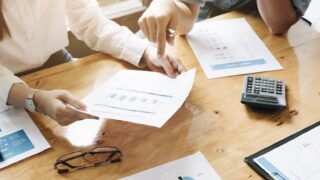 Сарапшылар зейнетақы активтері бойынша кірістілікті талқылады